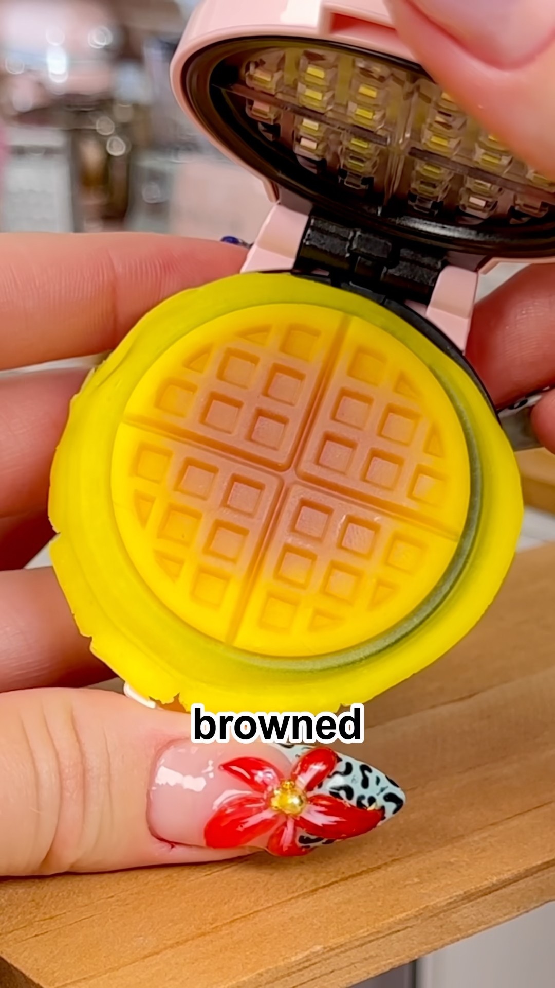 Mini Waffle Maker That ACTUALLY Works!? - YouTube
