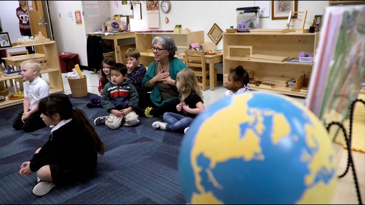 Why choose a Montessori Academy? - YouTube