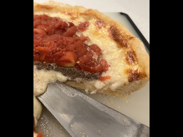 Deep Dish Pizza Recipe - Chicago Style : Recipe Girl