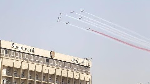 عرض جوي في سماء القاهرة احتفالاً بعيد "القوات الجوية"