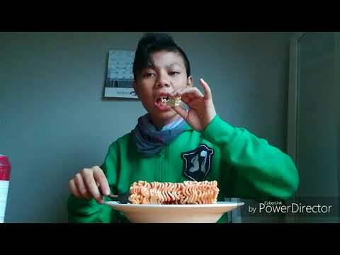Video: Syöminen Tai Syöminen: 7 Myyttiä Pikanuudeleista - Vaihtoehtoinen Näkymä