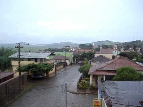 Desterro de Entre Rios Minas Gerais fonte: i.ytimg.com