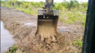 CARA MUDAH PEMBUATAN PARIT CACING AGAR CEPAT DAN LURUS DILAHAN RAWA