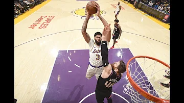 Anthony Davis and LeBron James Put On A Dunk Fest vs. Phoenix Suns