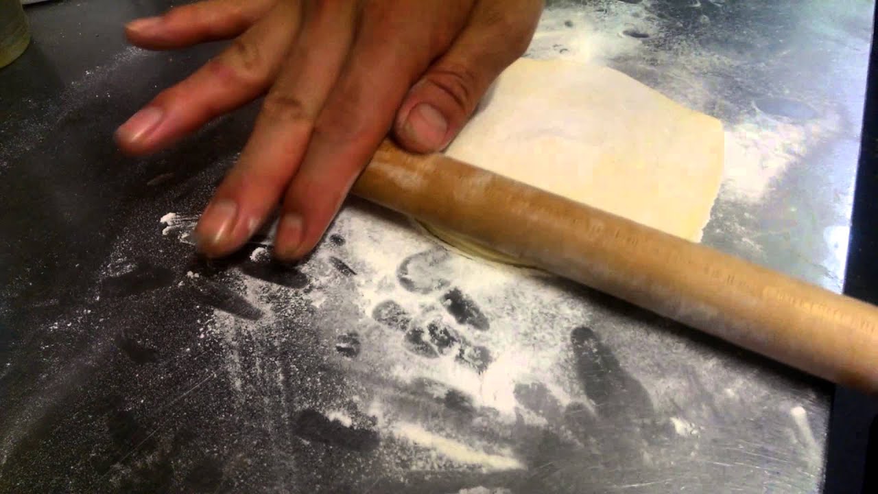 Fagotto 料理教室 1 四角いパイ生地を丸く伸ばす方法 Youtube