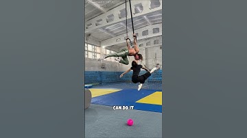 How is this even possible(Kiss circus)