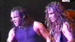 Blaze gets mad!!  Iron Maiden Chile 1996