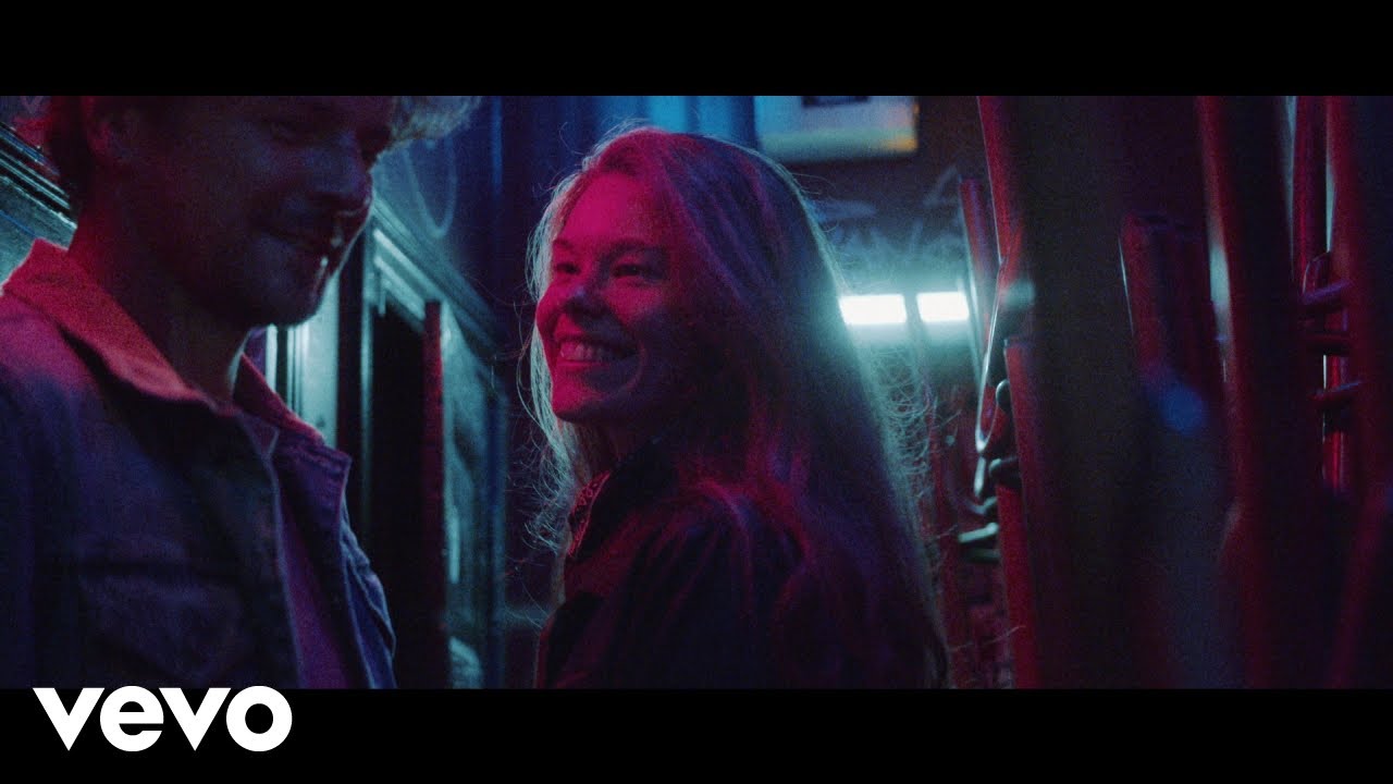 Versengold - Märchen von morgen (Offizielles Video) akkoorden