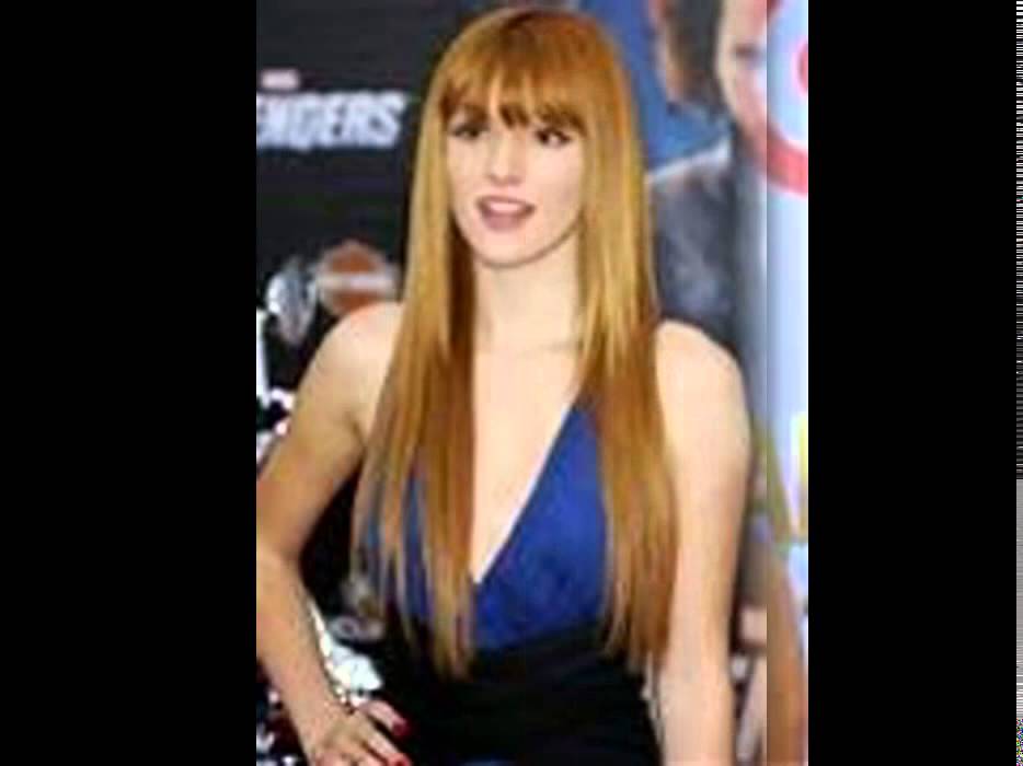 Bella Thorne - Pictures