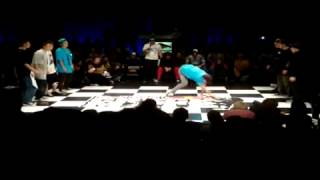 Red Bull Checkmate Floor Riderz Uk Vs Mot Aut Part 1