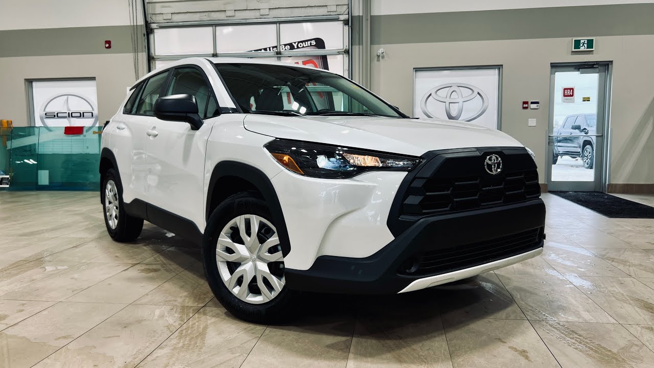 Осмотрите совершенно новую Toyota Corolla Cross L AWD 2026 года.