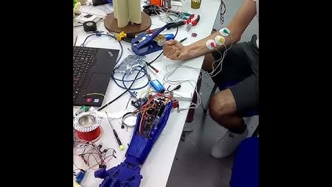 InMoov Robotic hand first version