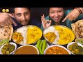Eating 🔥 Spicy & Yummy Kadi Pakoda, Matar Paneer, Dal Makhani, Butter Naan, Methi Aloo I Foodie Gd