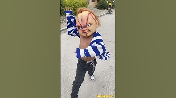 Chucky se transformó en Barby 😂 suscríbete a nuestro canal 🙏 #humor #comedia