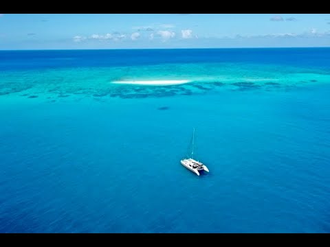 Tropical North Queensland, Hinchinbrook Island, whales, crocodiles, Sandy cay