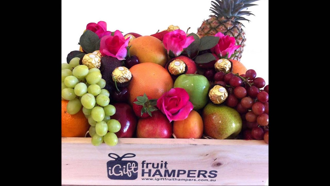 Christmas Fruit Gift Hampers by igiftFRUITHAMPERS 