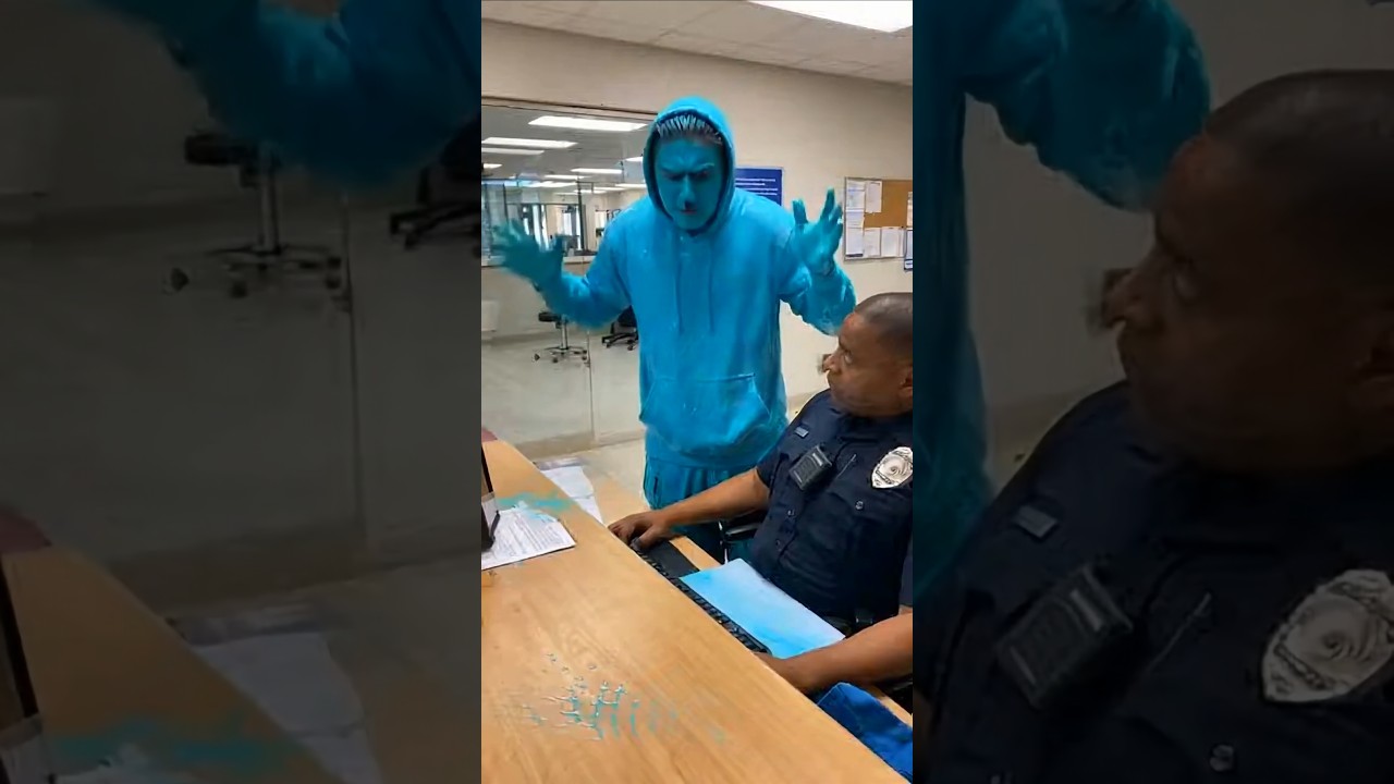 Облитый краской, он требует действий полиции 😳