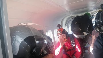 Twin Otter skydivers tandemhopp