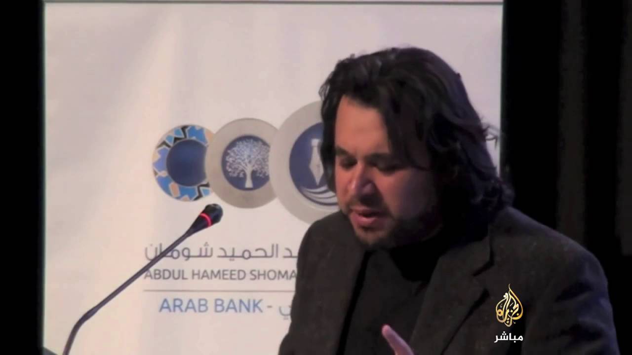 لأول مرة ‫#‏تميم_البرغوثي  يلقي قصيدة باللغة العامية  لوالدته الأديبة ‫#‏رضوى_عاشور ..