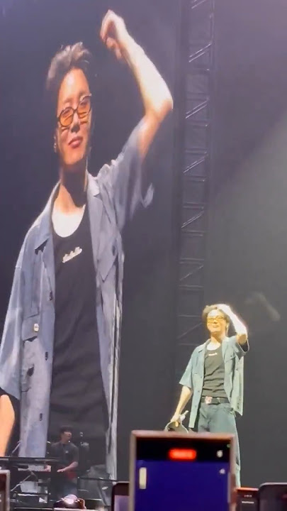 hope on the stage in macau Soundcheck day 2 ✨🌱  #jhope_tour #jhope