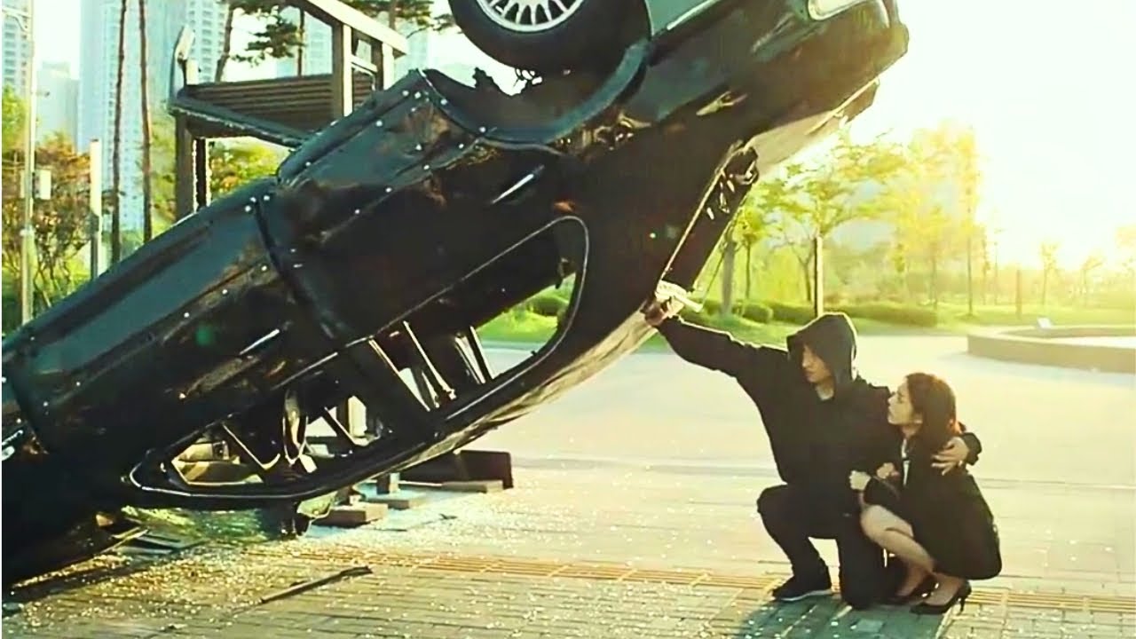 بنت بسيطه بتتعرف علي شاب غامض بيراقبها في السر وبتكتشف ان عنده قوه خارقه 🔥