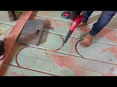 Video: Kā ar savām rokām izveidot siltu grīdu: darbu secība