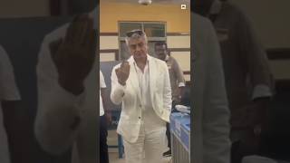முதல் நபராக வாக்களித்தார் நடிகர் அஜித் குமார் | #ajithkumar #election #voting #viral