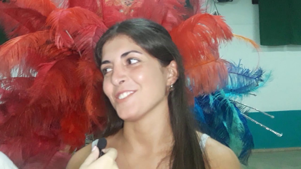 Carnavales 2019- Reinas de Villa Santa Rosa hablando de pronombres