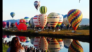 秋空彩るバルーンフェスタ