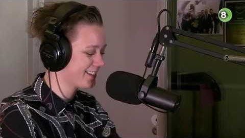 Achterhoeks duo gaat viral met dialectcover 'Ik Heb Ow, Schat'