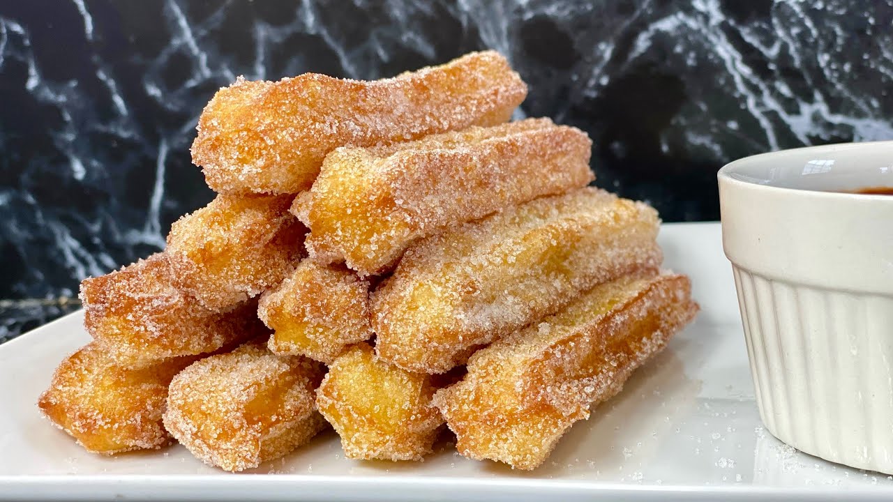 VOICI COMMENT FAIRE DES CHURROS  LA MAISON SANS MACHINE Avec sauce chocolat  Deli Cuisine