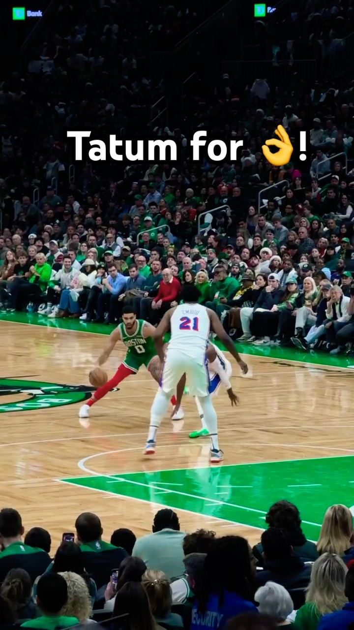 Tatum drills the 3 after a nice move!