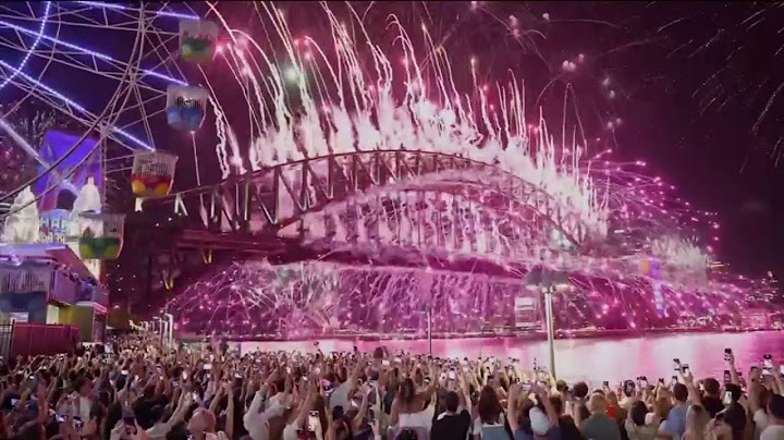 VIDEO: Sydney, Australia welcomes 2025 with spectacular New Year's Eve fireworks show