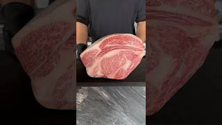 Araiya, Shibuya'da gençler arasında çok popüler olan bir wagyu yakiniku restoranı🐂