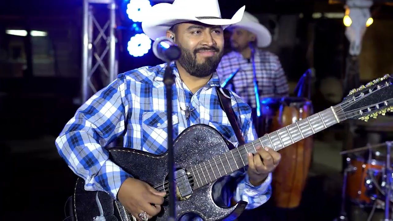 Bonita finca de adobe - Los del establo. Live session 