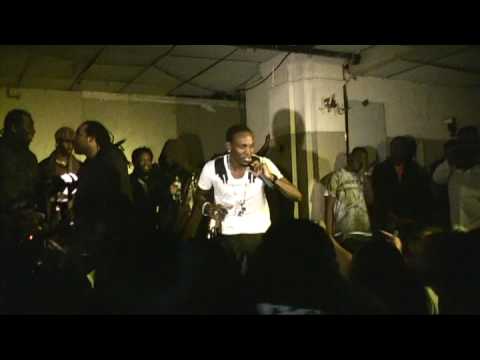 FLIPPA MAFIA 'DEM YA' CHAMPAGNE SPLASH