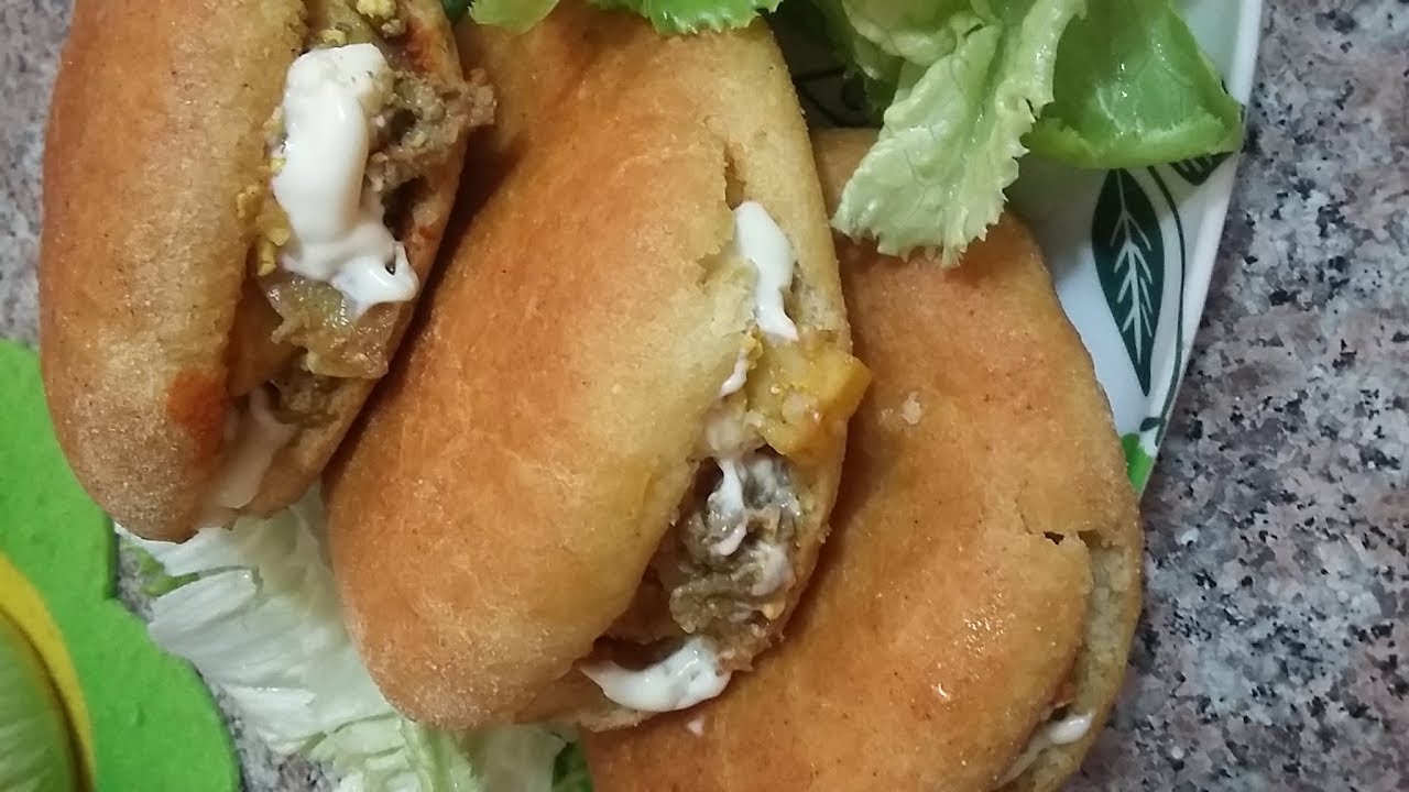 خبز الشواط المحشي على اصوله 😍بنة رهييييبة 😋