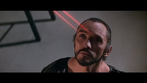 Superman II 1980 | Superman returns to Metropolis to face General Zod and the others |