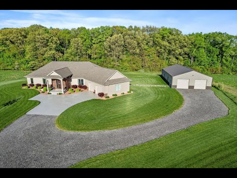 68363 Calvin Center Road, Cassopolis, MI home video tour