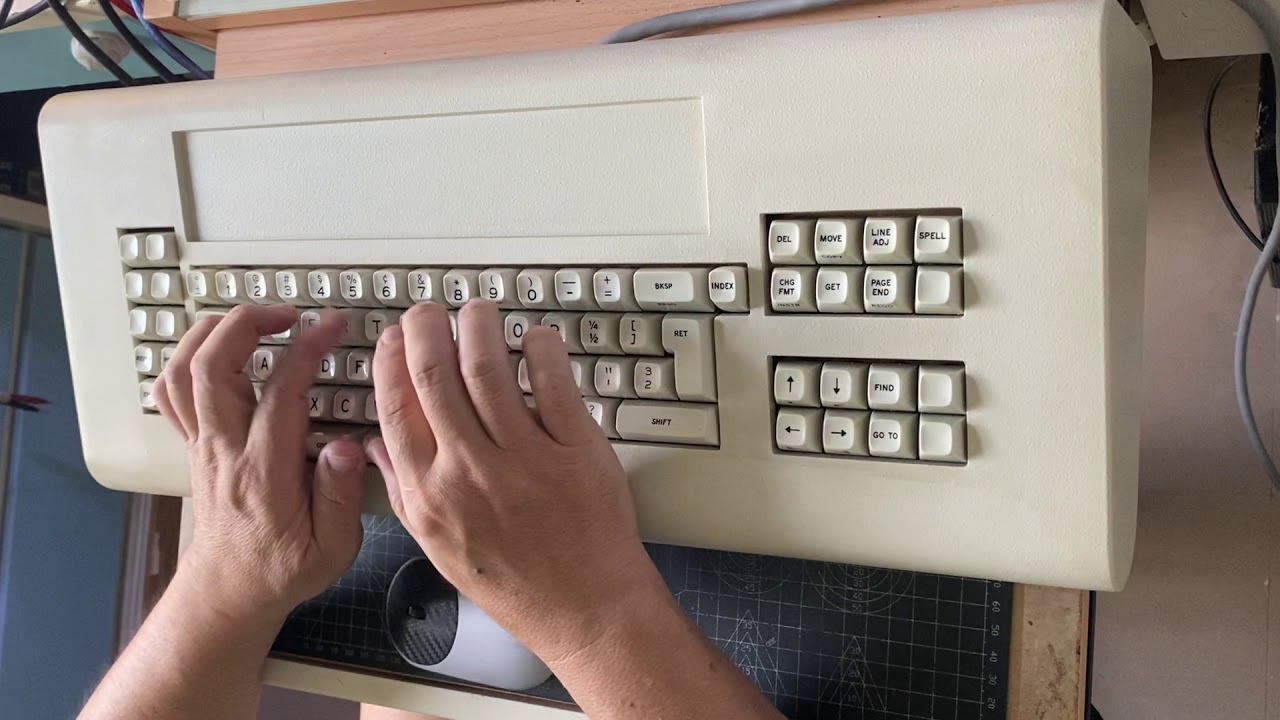 IBM DIsplaywriter with case YouTube