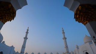 Sheikh Zayed Mosque inside dress code