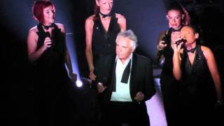 Instrumentale Sardou dix ans plus tot live 2011 ( avec choeurs )