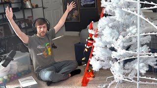 Sodapoppin starts decorating for Christmas!