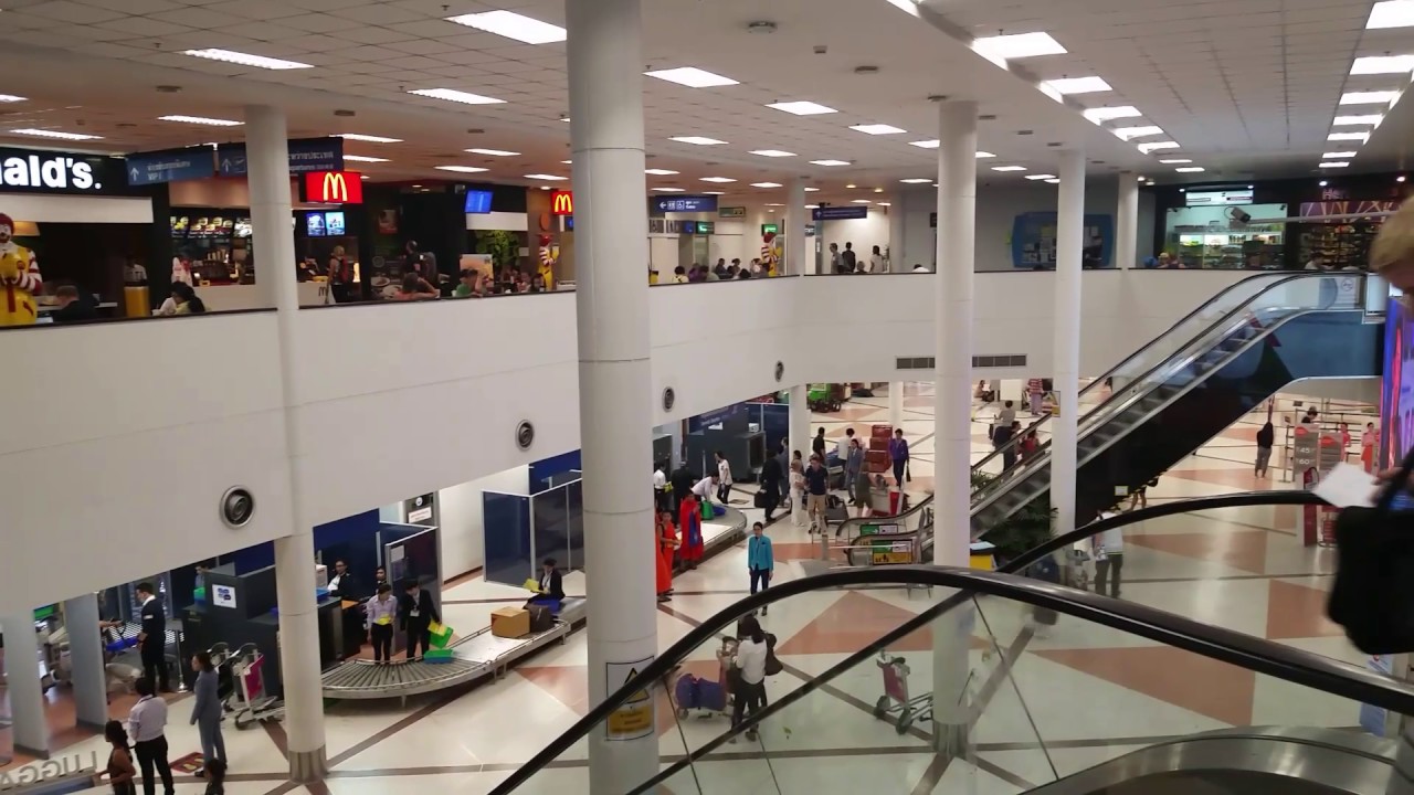 camera iphone 8 plus apk 2nd Level of Chiang Mai Airport, Domestic Departures, Thailand