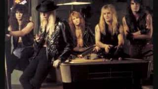 Warrant - hole in my wall chords