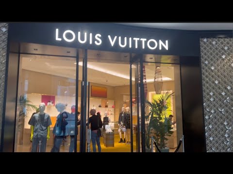 Louis Vuitton Dubai Mall Shopping Vlog-Rare Bags,Crafty Collection and Many  More. 