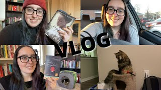 A March Reading Vlog