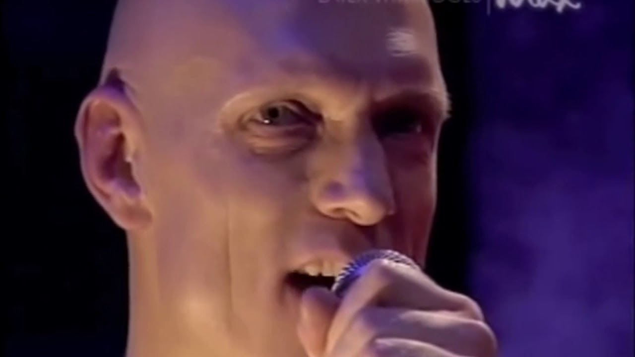 ⁣Midnight Oil - Live on Later... with Jools Holland (25th June 1993)