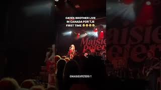 Cate's brother - Maisie Peters live in Toronto, Canada