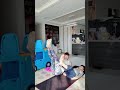 홈 키즈요가3 고관절 스트레칭 워밍업 끝난후 🥰 원 레그 필라테스 힘든분들 등이 바닥위치🤗주의사항😅어깨 으쓱거리지 않고 아이 눈높이 맞춰서 놀이 하듯이 진행합니다🥰